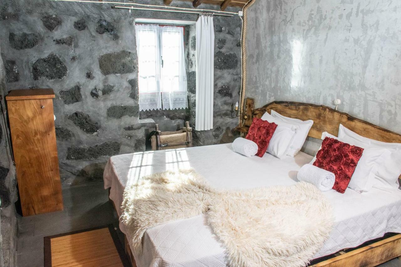 Aldeia Dos Caldeiroes Villa São Mateus Екстериор снимка